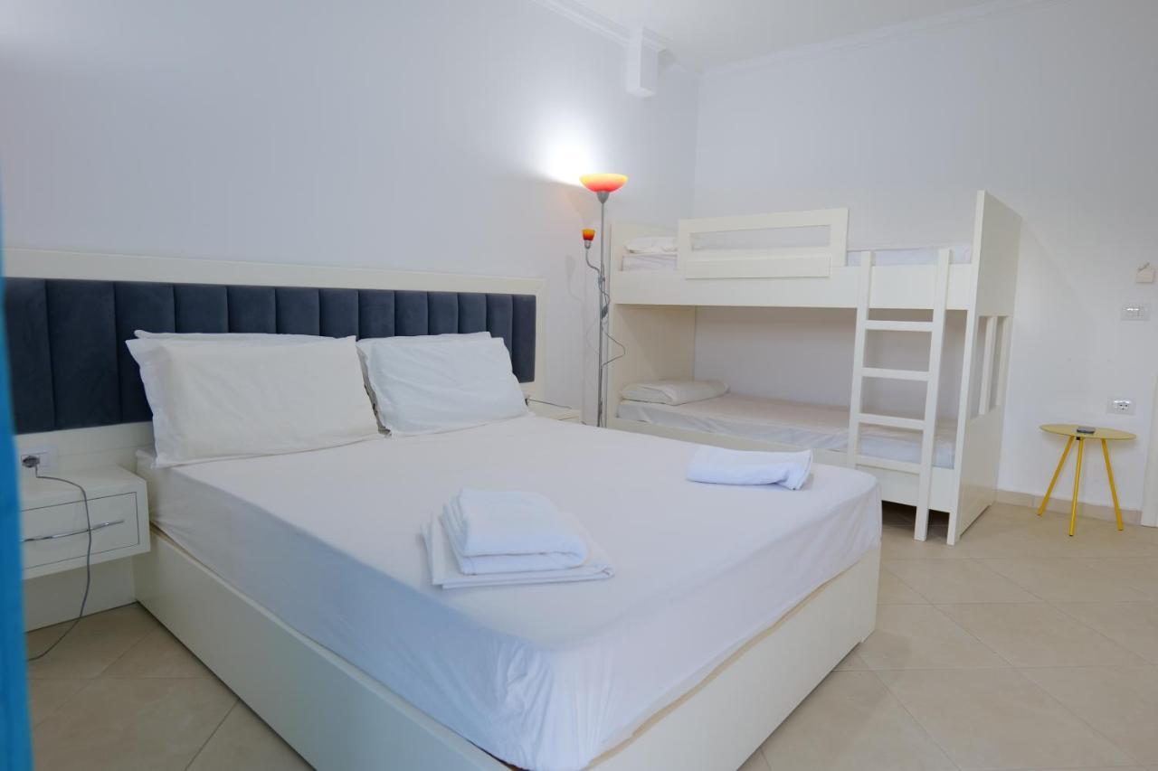 Davide Rooms ซารานเดอ ภายนอก รูปภาพ