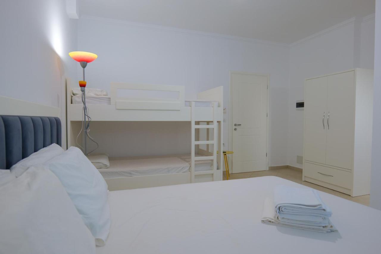 Davide Rooms ซารานเดอ ภายนอก รูปภาพ