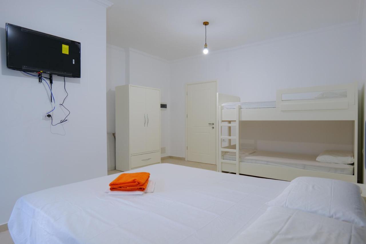 Davide Rooms ซารานเดอ ภายนอก รูปภาพ