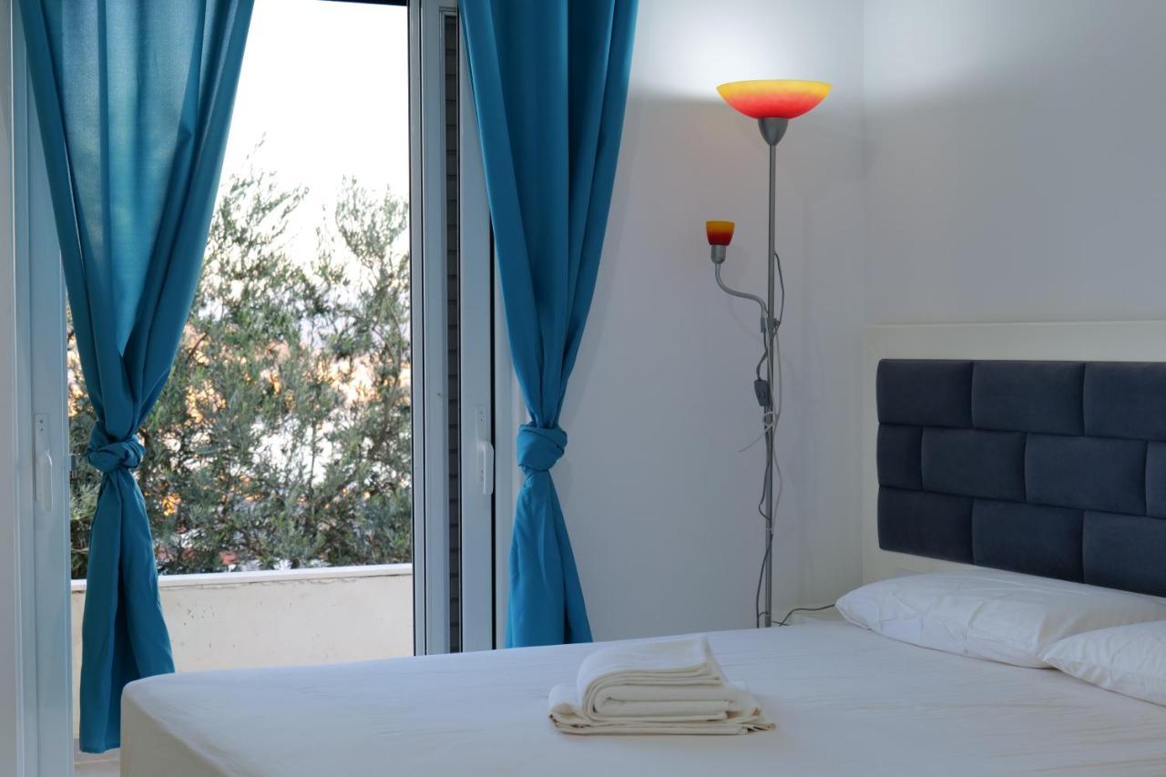 Davide Rooms ซารานเดอ ภายนอก รูปภาพ