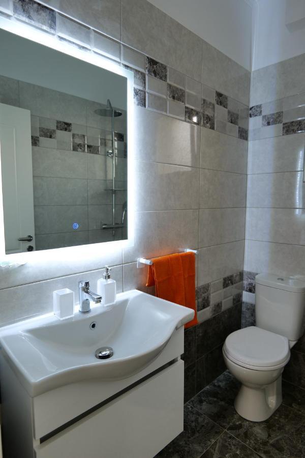 Davide Rooms ซารานเดอ ภายนอก รูปภาพ