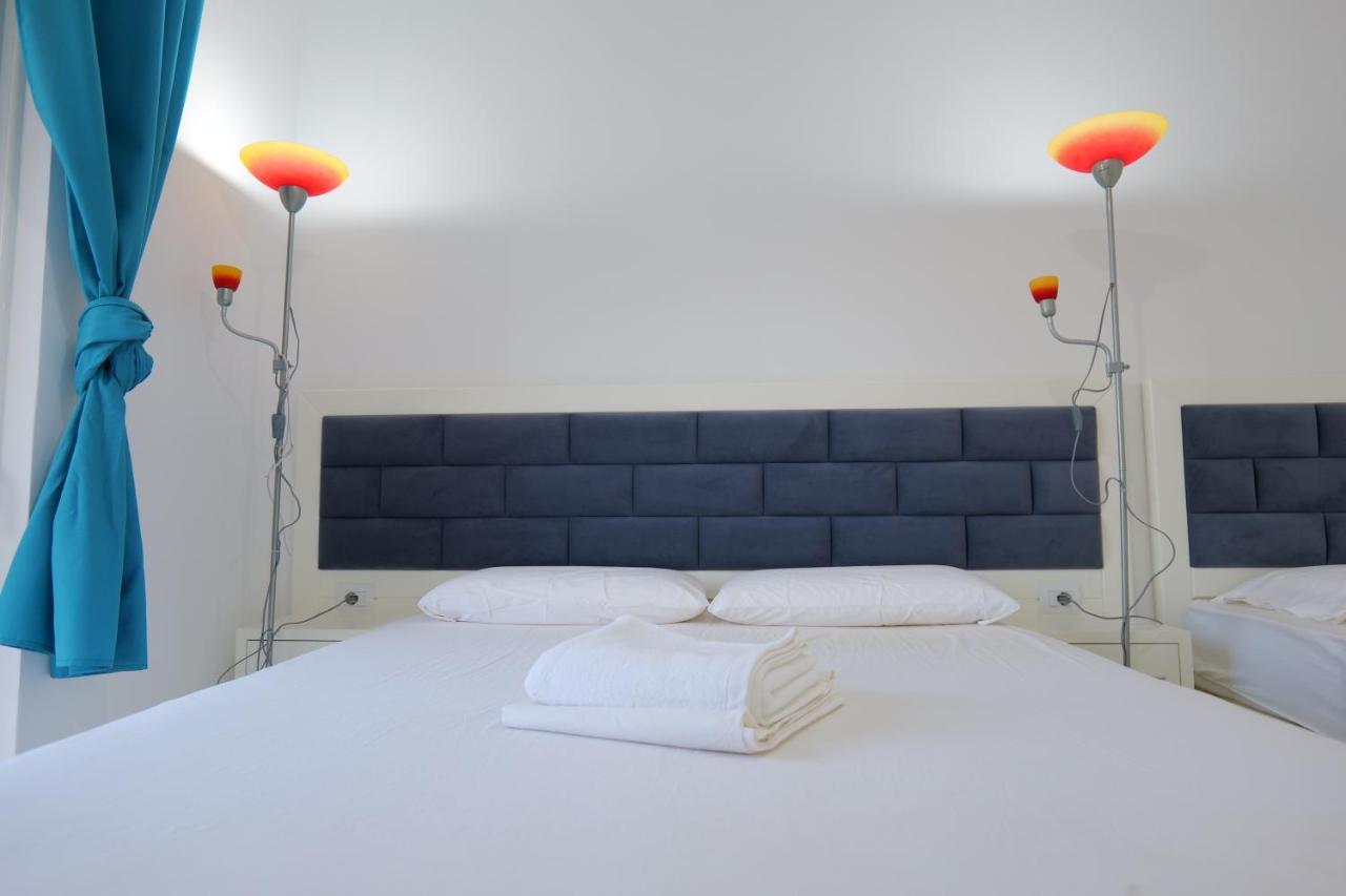 Davide Rooms ซารานเดอ ภายนอก รูปภาพ